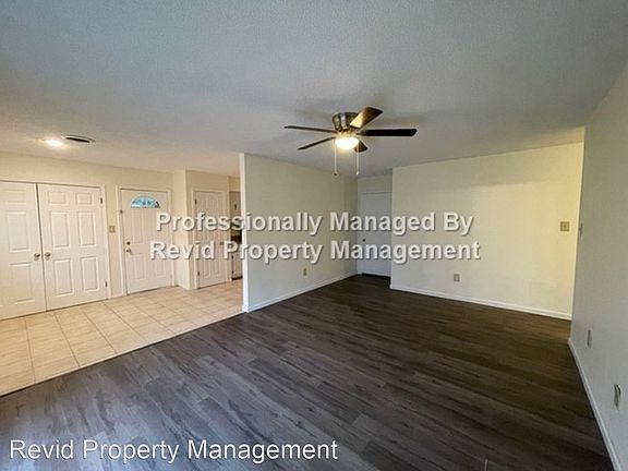 5th image of 5666 Chickasaw Dr