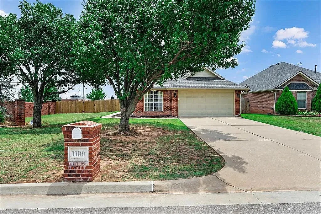3 bed, 1512 sqft, $1,790 — Photo 1