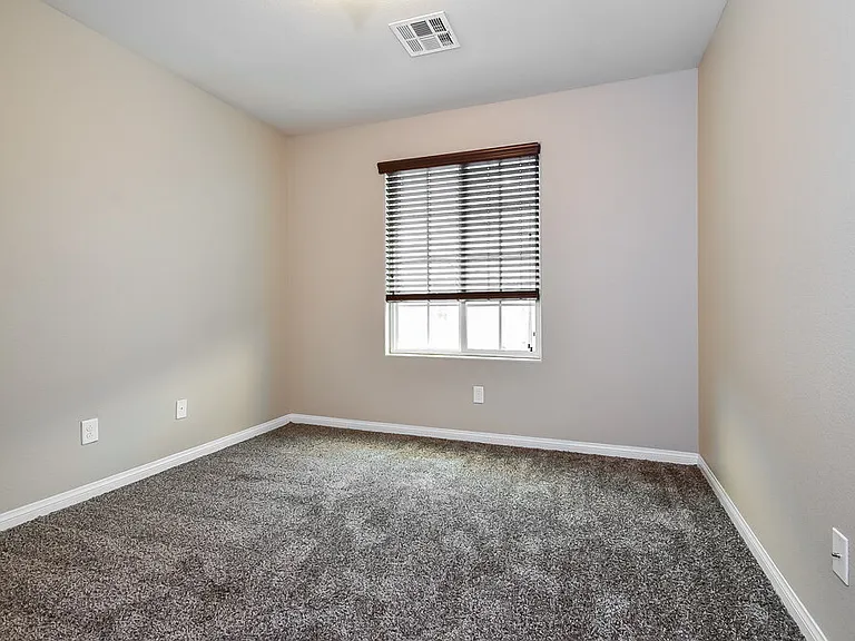 10549 Seasonable Dr — Photo 13