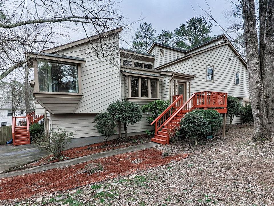 1st image of 4804 Woodspring Dr NE