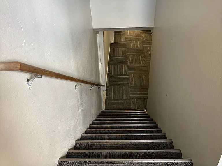 1481 Northern Ave — Photo 3