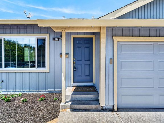 4th image of 5017 Oak Park Way