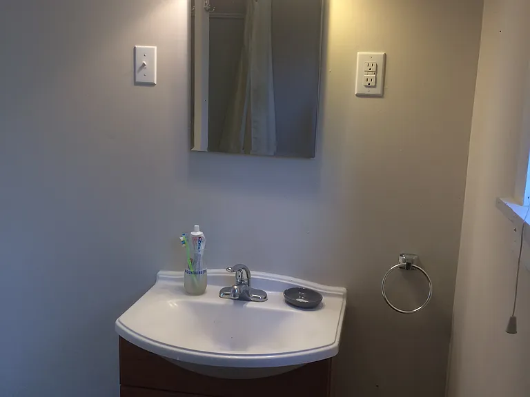 125 Farm St #2 — Photo 11