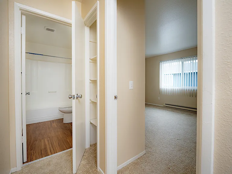 214 Cypress #3 up hall