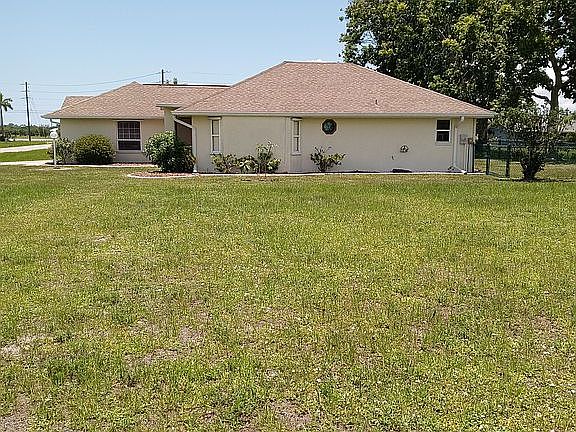 5th image of 25046 Doredo Dr