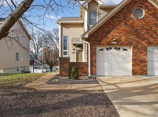 16250 Lea Oak Ct, Chesterfield, MO 63017