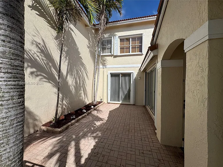 1595 Seagrape Way #- — Photo 10