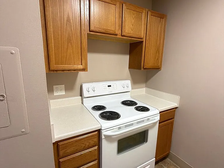 Southdale Square Apartments — Photo 64