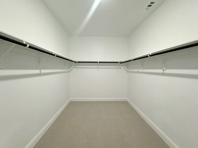 3713 Canyon Dr — Photo 14