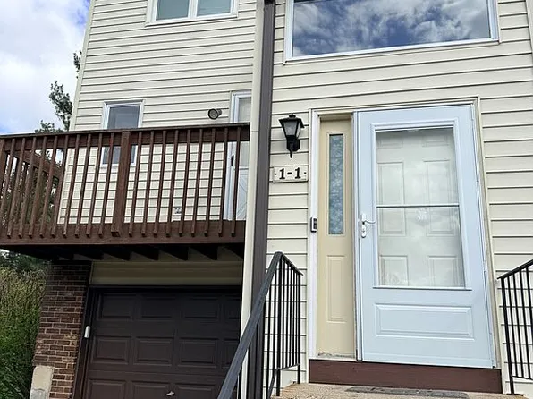 1 Foncine Ln #1, South Windsor, CT 06074