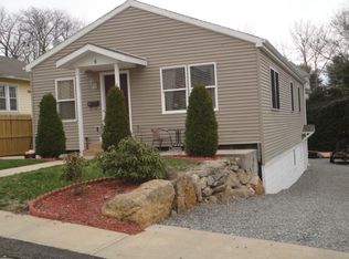 4 Jennie St, New London, CT 06320