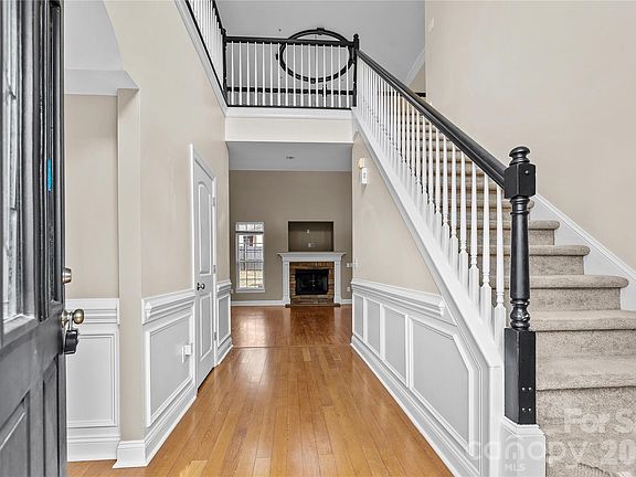 3rd image of 5106 Twin Cedars Dr