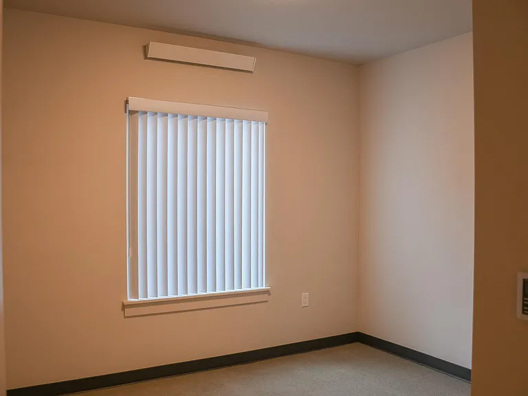 Kirkland Heights Apartments — Photo 93