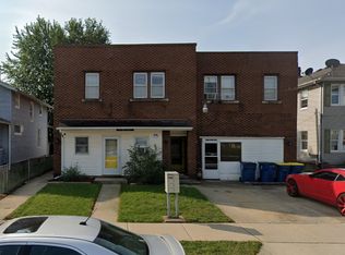 Studio, $900, Mishawaka, IN 46544