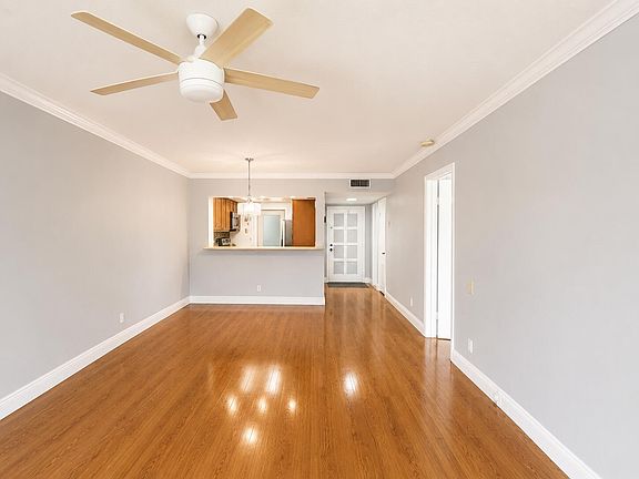 4th image of 1201 Hillcrest Court #315