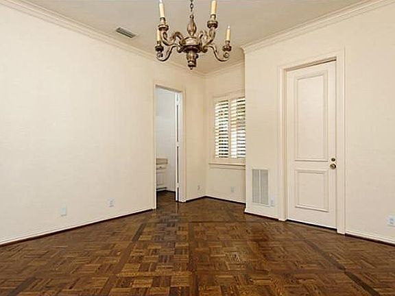 3rd image of 35 Stonecourt Dr