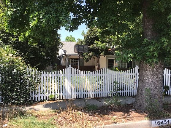 2nd image of 16451 Nordhoff St