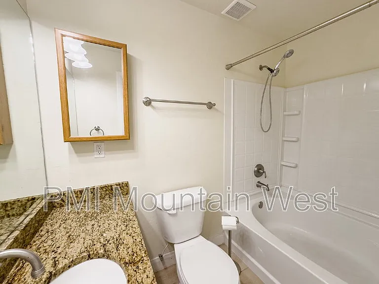 2779 W 5525 S #E-25 — Photo 24