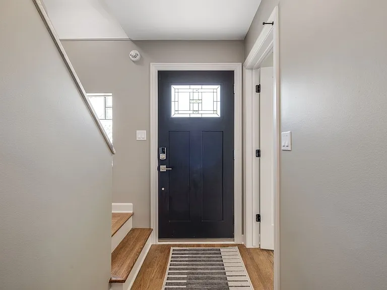 468 Alter Rd #1 — Photo 2