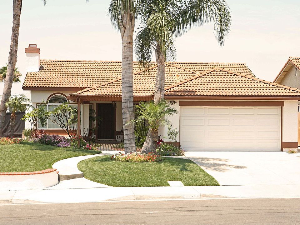 1st image of 14562 Meadowrun St