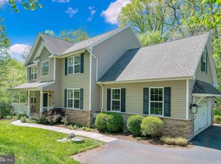 8 Featherbed Ln, Norristown, PA 19403