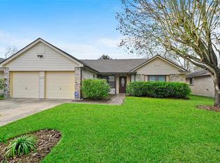 2310 Tall Ships Dr, Friendswood, TX 77546