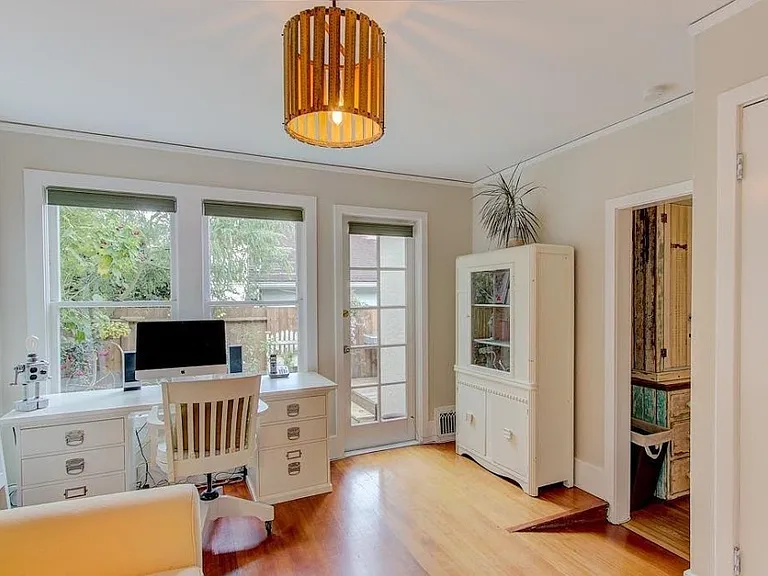 365 Wawona St — Photo 15