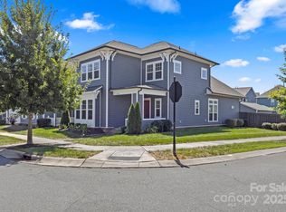 13702 Jacks Ln, Pineville, NC 28134