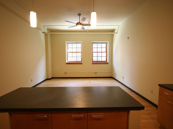 5th image of 300 Tijeras Ave NE APT 304