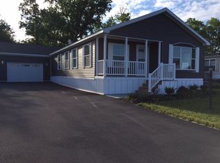 6265 Murphy Dr, Victor, NY 14564