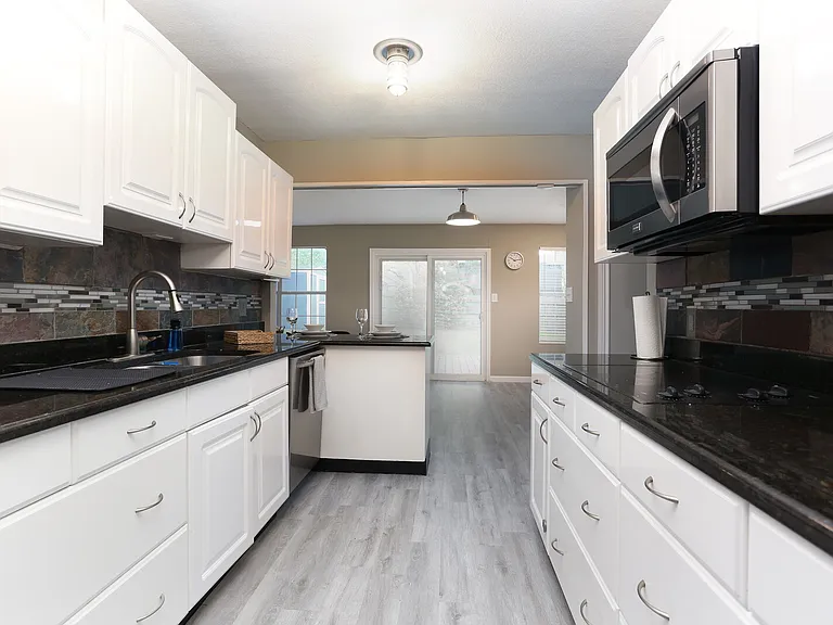 4414 Brushy Hl — Photo 10