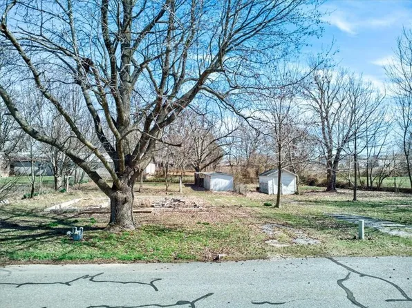 407 Jackson Pl, Lowell, AR 72745