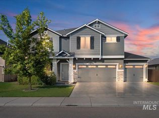 401 E Joshua Tree Dr, Meridian, ID 83646