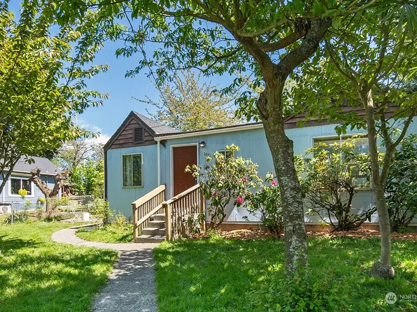 10762 17th Avenue SW, Seattle, WA 98146