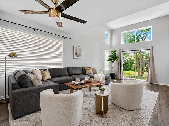 5th image of 979 Huntington Dr #979