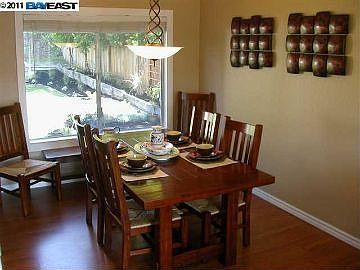 3rd image of 852 Madeira Dr