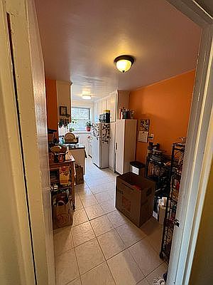 4th image of 6005 44th Ave #8
