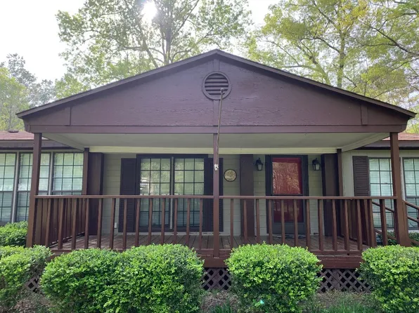 140 Edwards Rd, Doyline, LA 71023