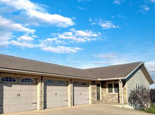 4810 Huggins Rd, Zanesville, OH 43701