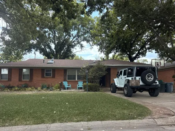 5420 Mallory Dr, Haltom City, TX 76117