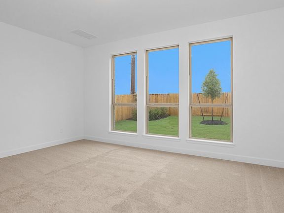 4th image of 9602 Chateau Hill Dr
