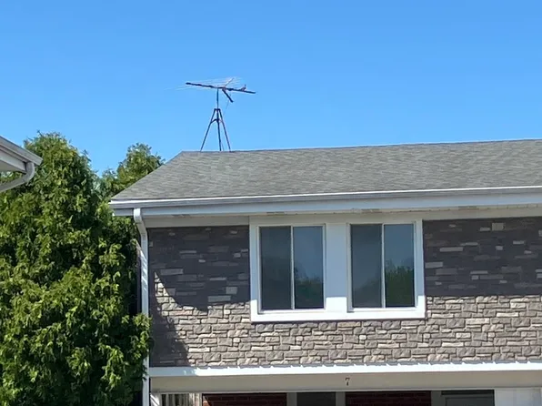 7 Cour Deauville, Palos Hills, IL 60465