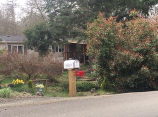 3977 NE Douglas Ave, Roseburg, OR 97470