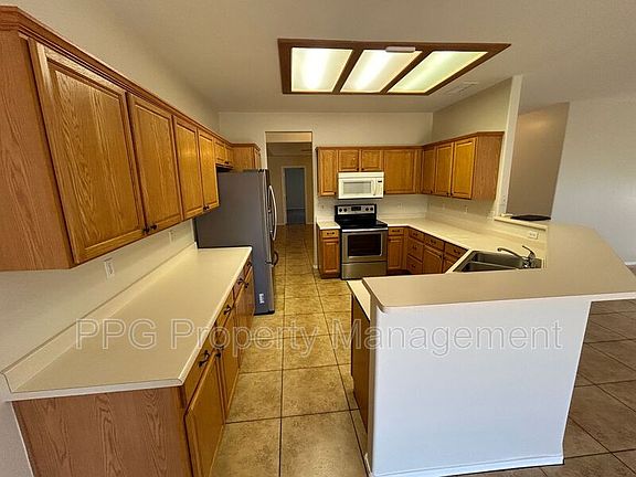 2nd image of 16935 W Halifax Ct
