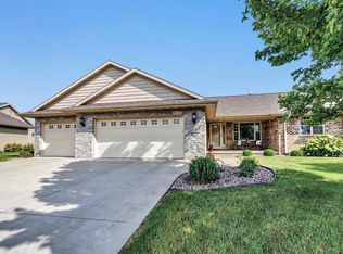 1132 Misty Meadow Cir #2, De Pere, WI 54115