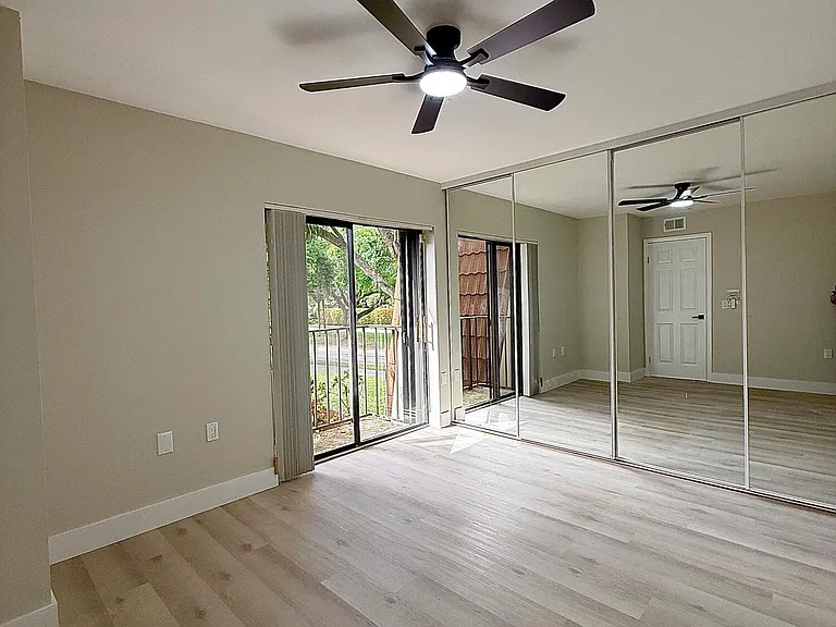 205 Charter Way — Photo 10