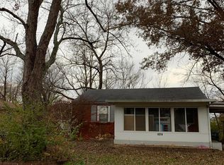 4314 Lynnview Dr, Louisville, KY 40216