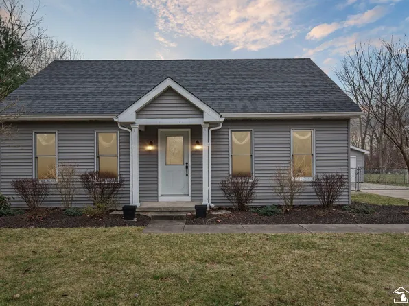 6937 Maplewood Dr, Temperance, MI 48182