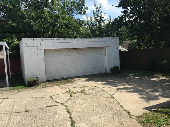 5th image of 4115 Bellefontaine Ave