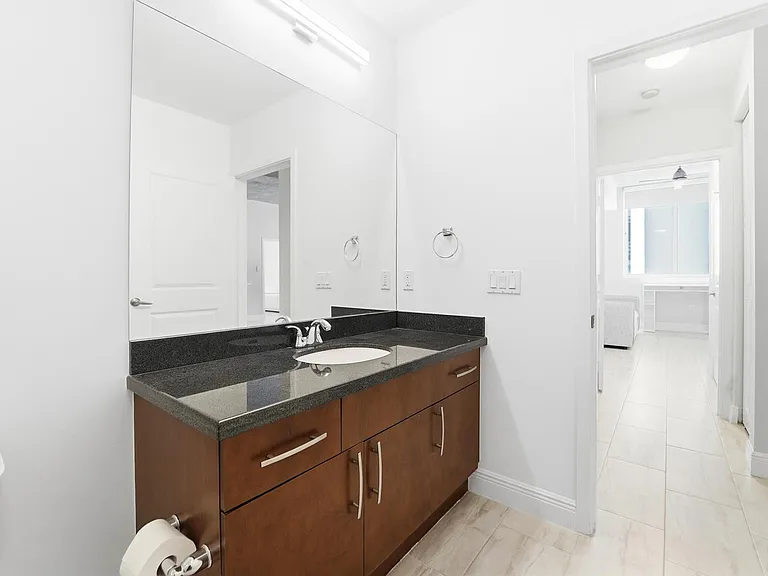 300 S Australian Ave #919 — Photo 20